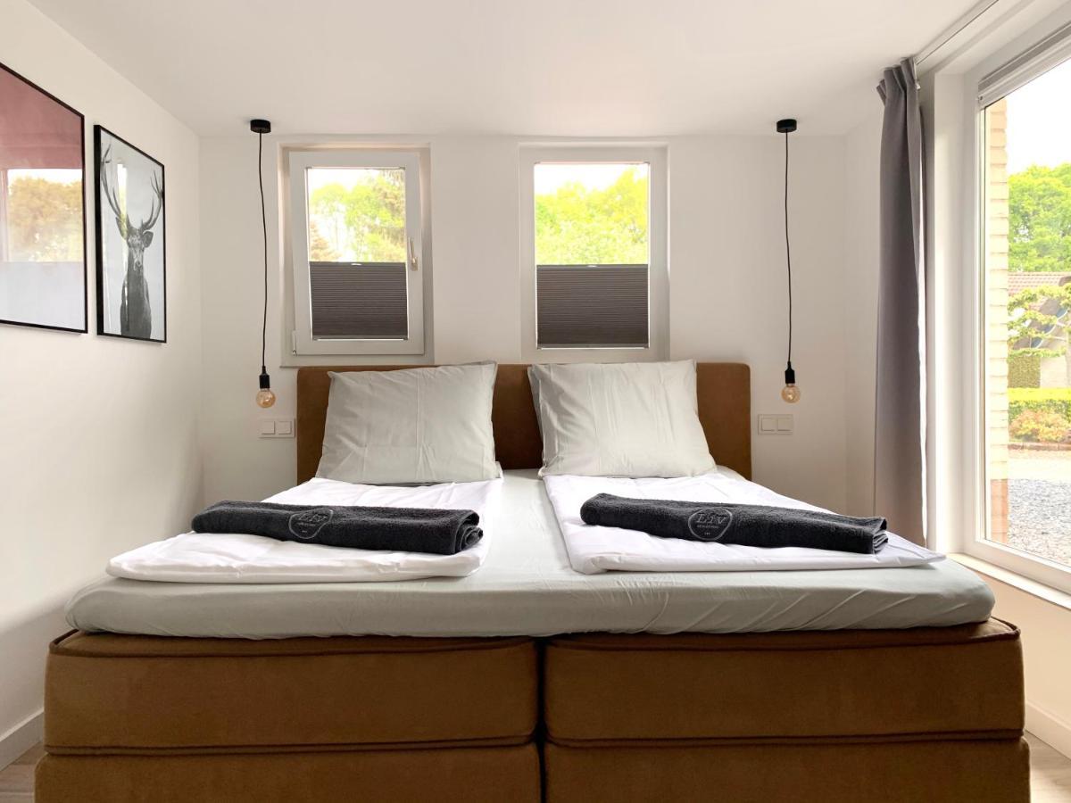 Liv Residence Holiday Home With Sauna & Fireplace Ермело Екстериор снимка